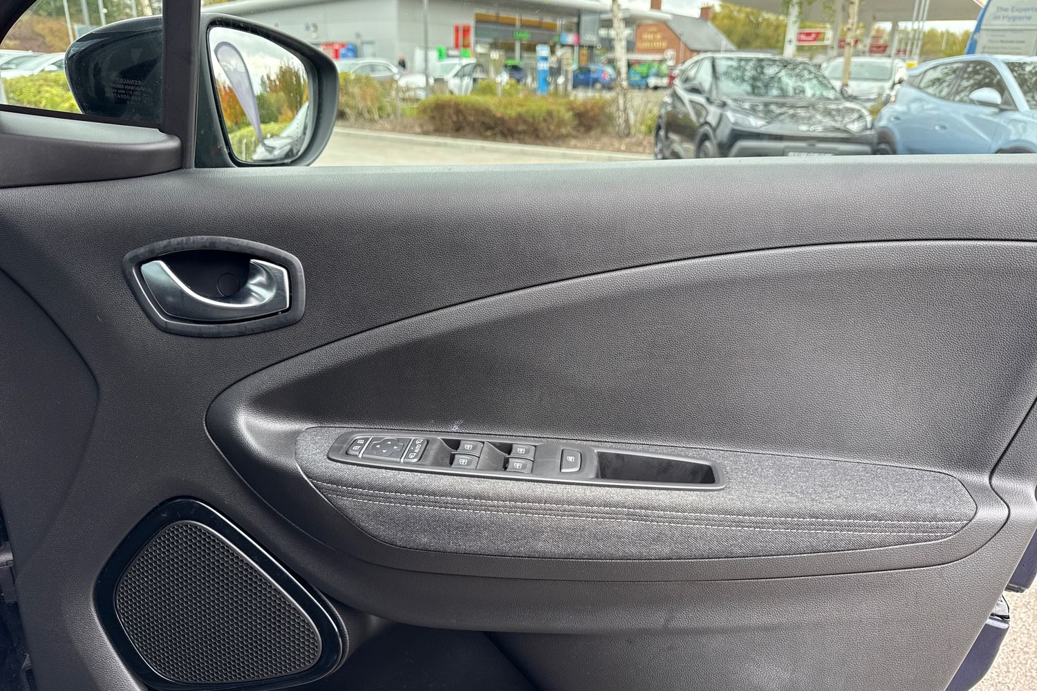 Used Renault Zoe 2022 for sale - 76299898: Photo 21