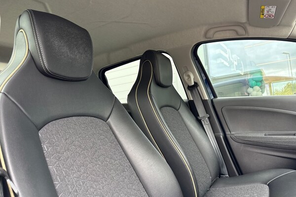 Used Renault Zoe 2022 for sale - 76299898: Photo 24