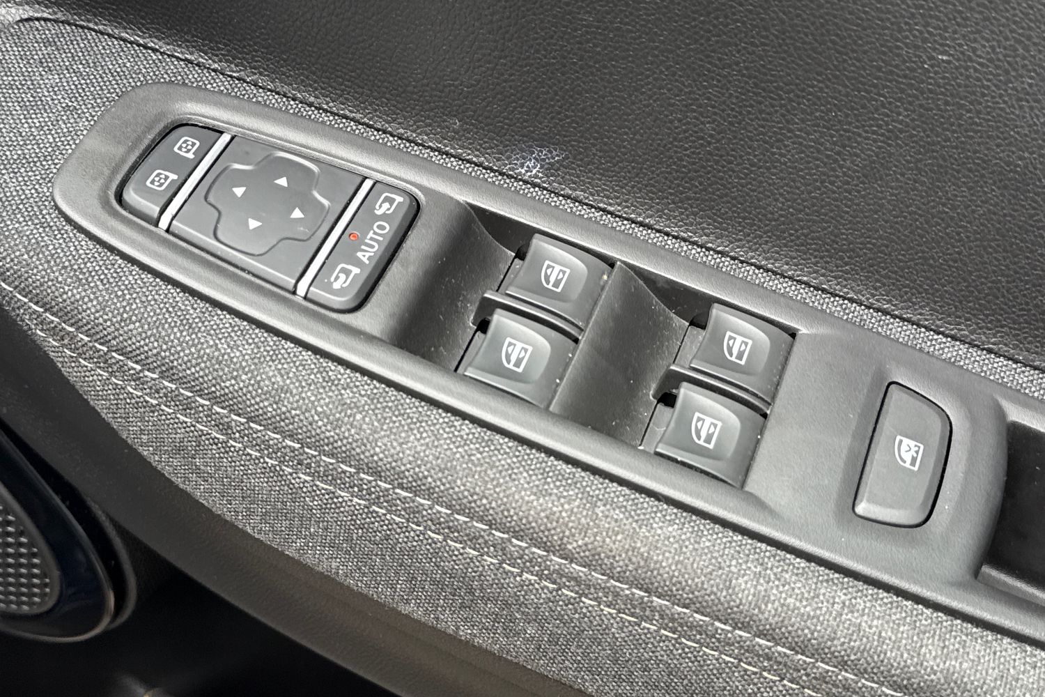 Used Renault Zoe 2022 for sale - 76299898: Photo 39