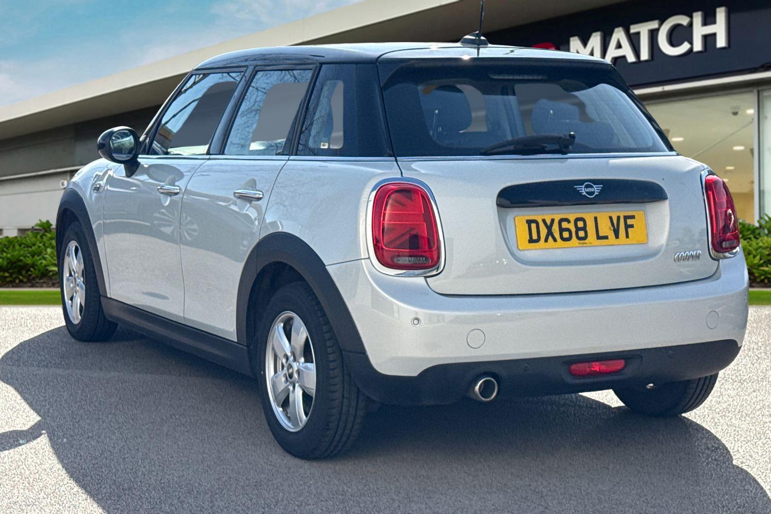 Used MINI Hatch 2018 for sale - 77943694: Photo 2