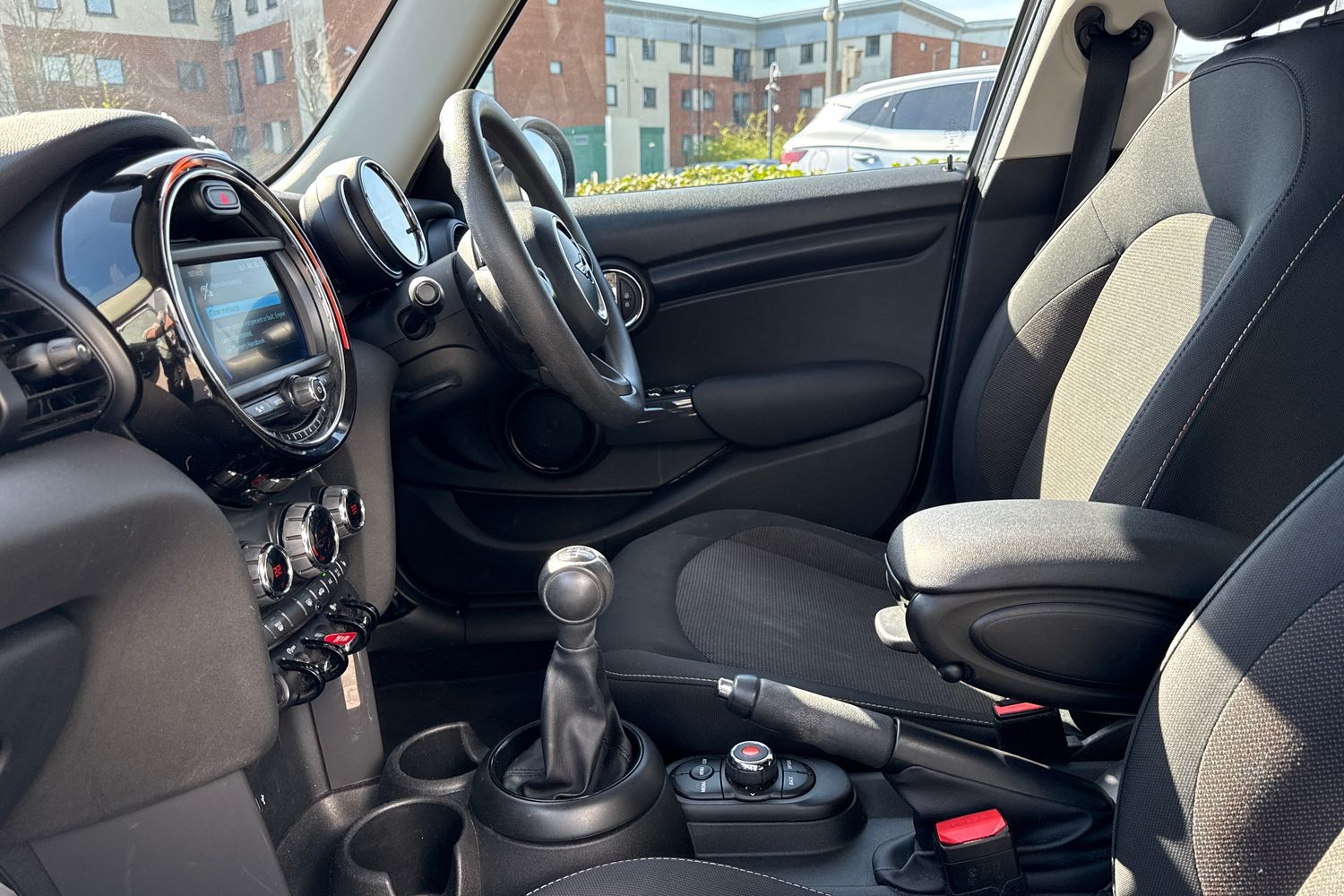 Used MINI Hatch 2018 for sale - 77943694: Photo 32