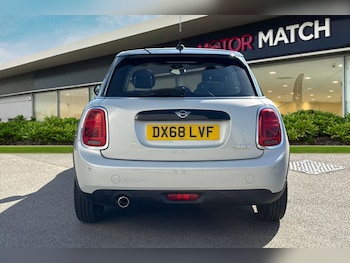 Used MINI Hatch 2018 for sale - 77943694: Photo