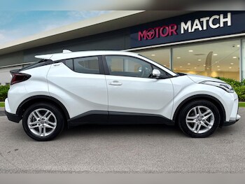 Used Toyota C-HR 2023 for sale - 78252153: Photo