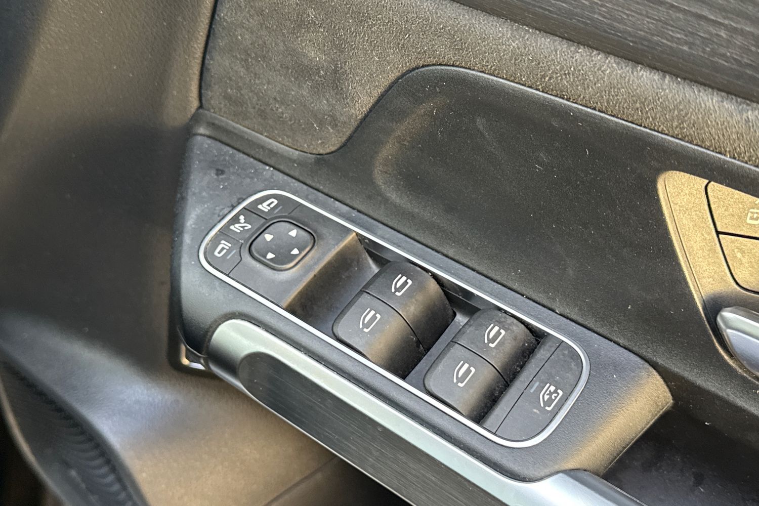 Used Mercedes-Benz EQB 2022 for sale - 77128962: Photo 44