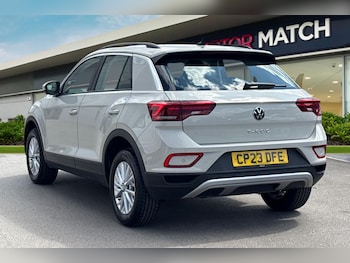 Used Volkswagen T-Roc 2023 for sale - 79386014: Photo