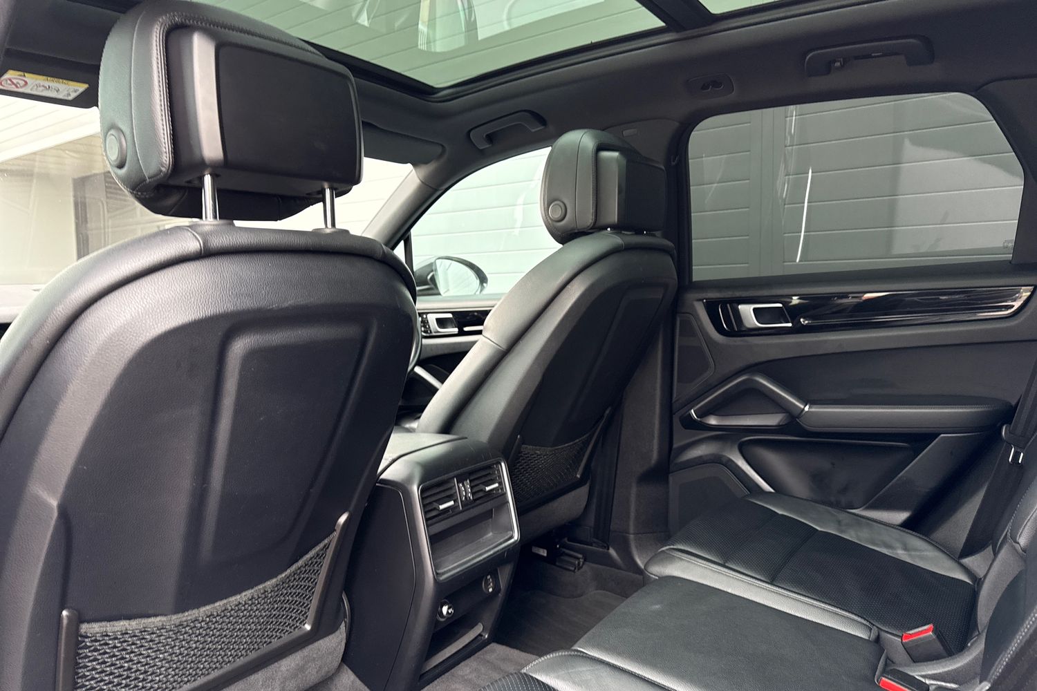 Used Porsche Cayenne 2019 for sale - 77506635: Photo 32