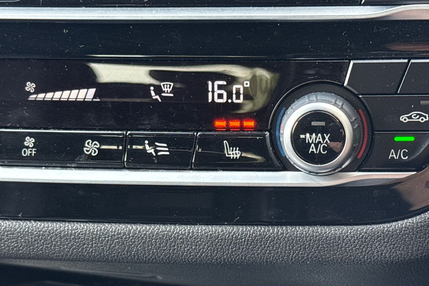 Vehicle 44
