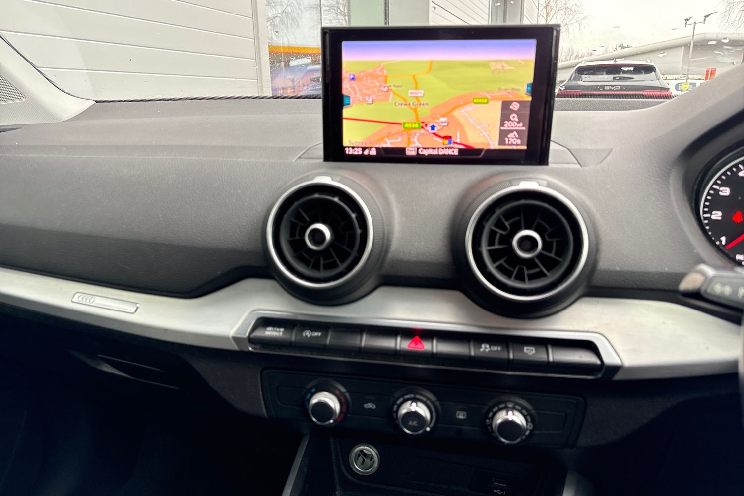 Used Audi Q2 2018 for sale - 77226548: Photo 32