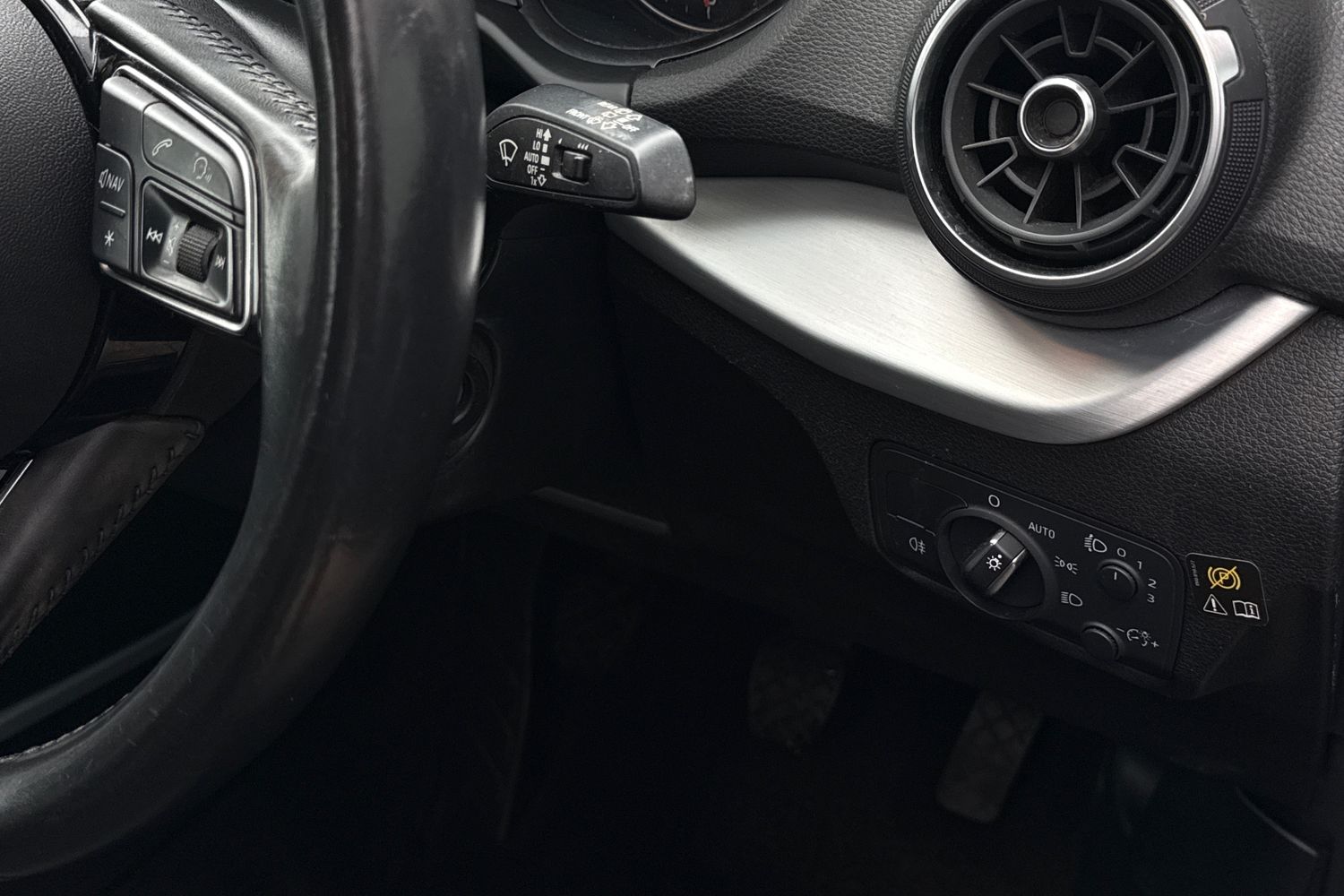 Used Audi Q2 2018 for sale - 77226548: Photo 40