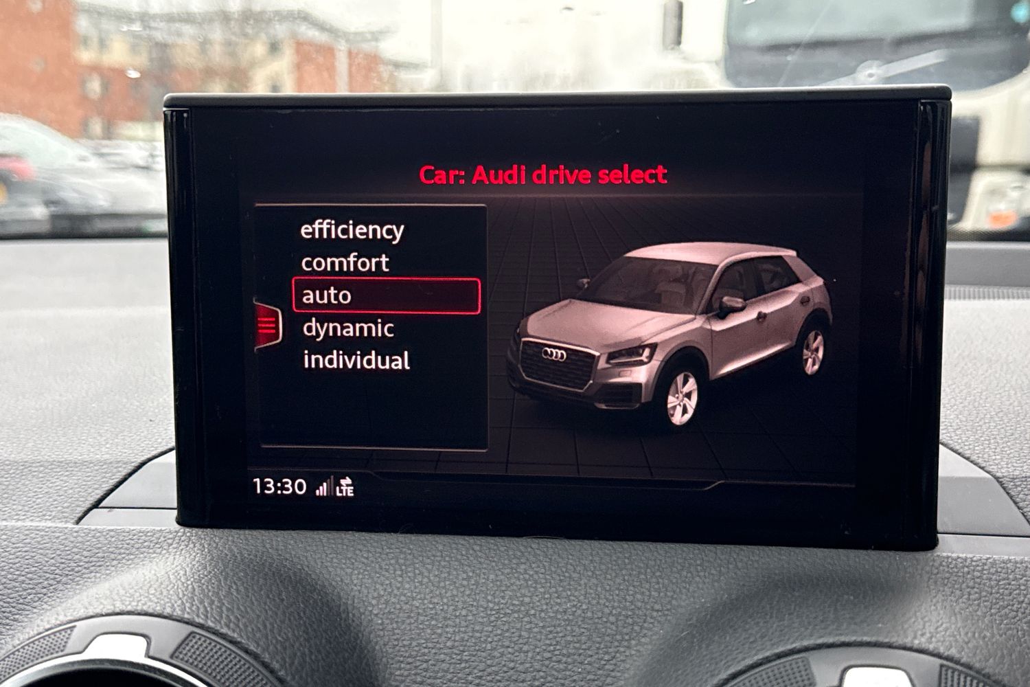 Used Audi Q2 2018 for sale - 77226548: Photo 48