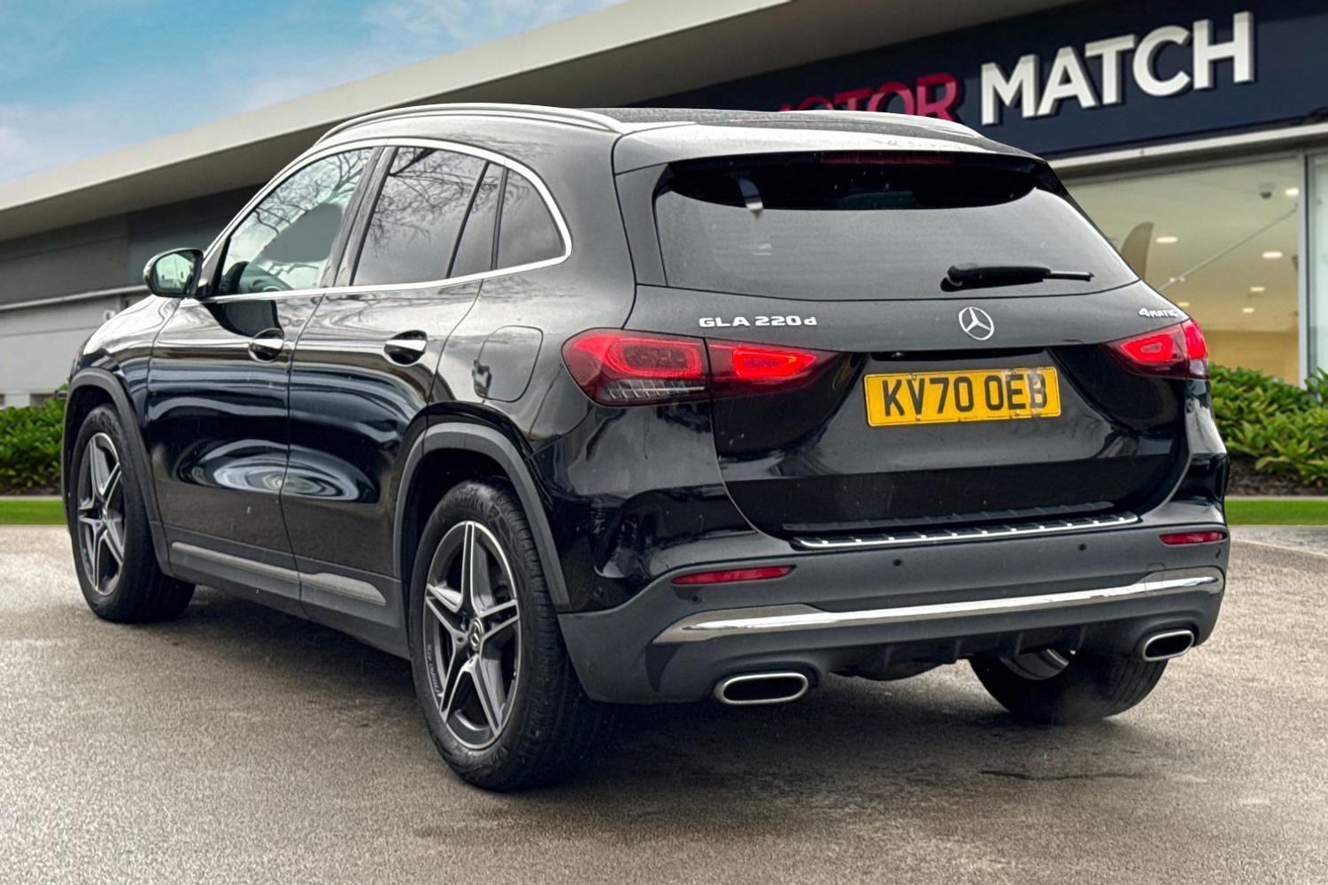 Used Mercedes-Benz GLA 2020 for sale - 77620541: Photo 2