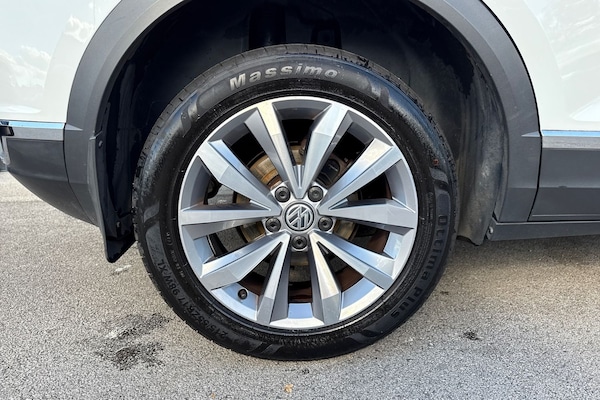 Used Volkswagen T-Roc 2019 for sale - 76036906: Photo 10