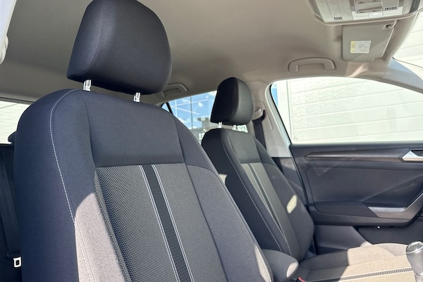 Used Volkswagen T-Roc 2019 for sale - 76036906: Photo 23