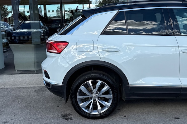 Used Volkswagen T-Roc 2019 for sale - 76036906: Photo 24