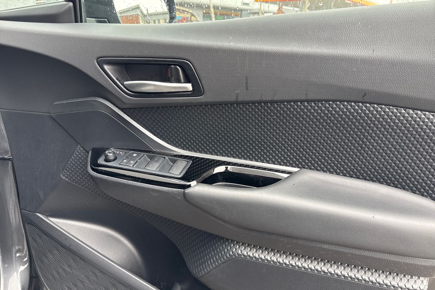 Used Toyota C-HR 2023 for sale - 77541017: Photo 21