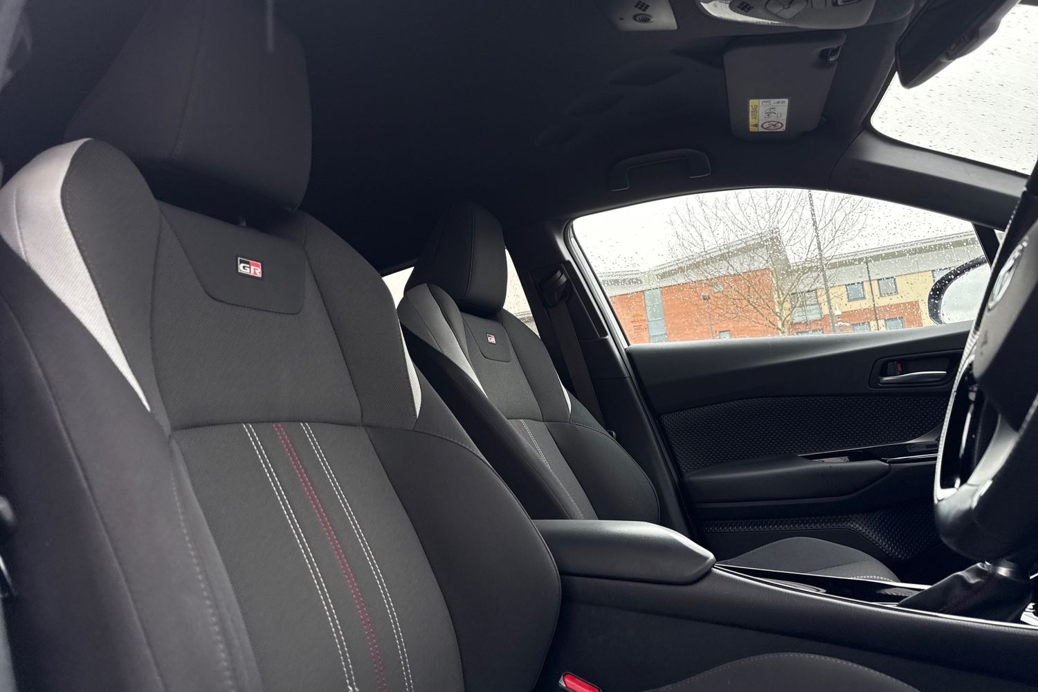 Used Toyota C-HR 2023 for sale - 77541017: Photo 24