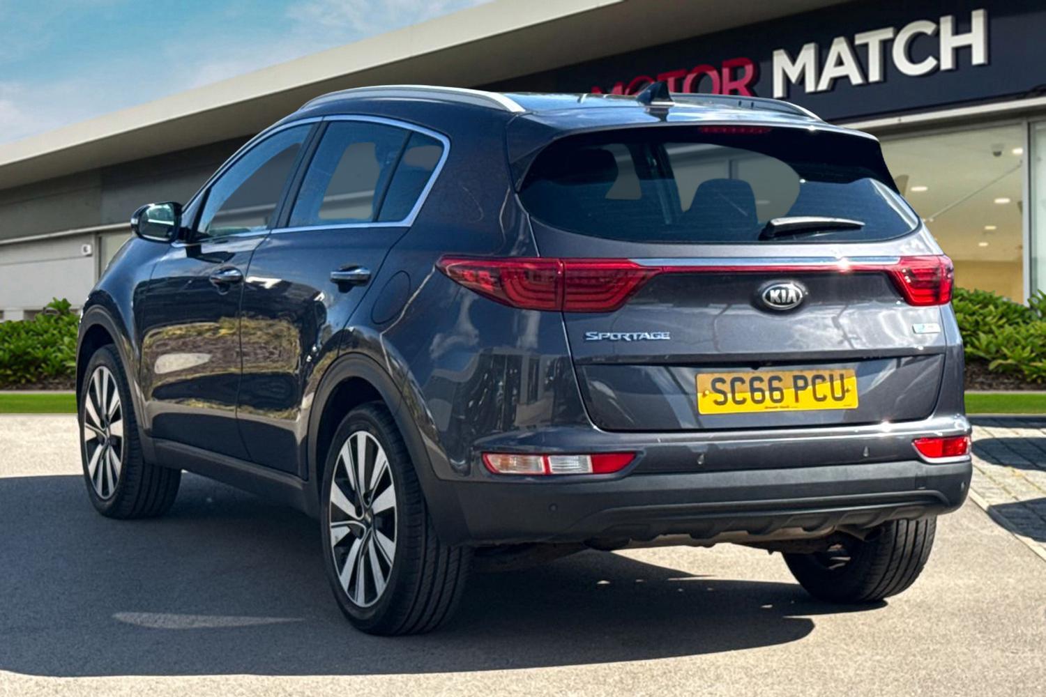 Used Kia Sportage 2017 for sale - 78121129: Photo 2