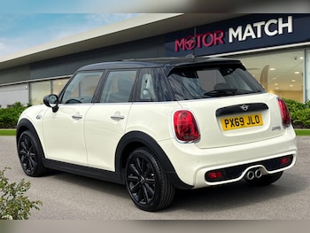 Used MINI Hatch 2019 for sale - 78459500: Photo