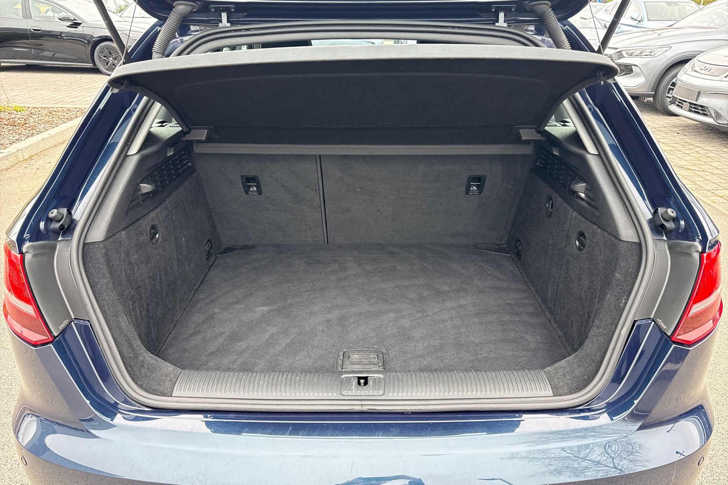 Used Audi A3 2017 for sale - 78177705: Photo 7