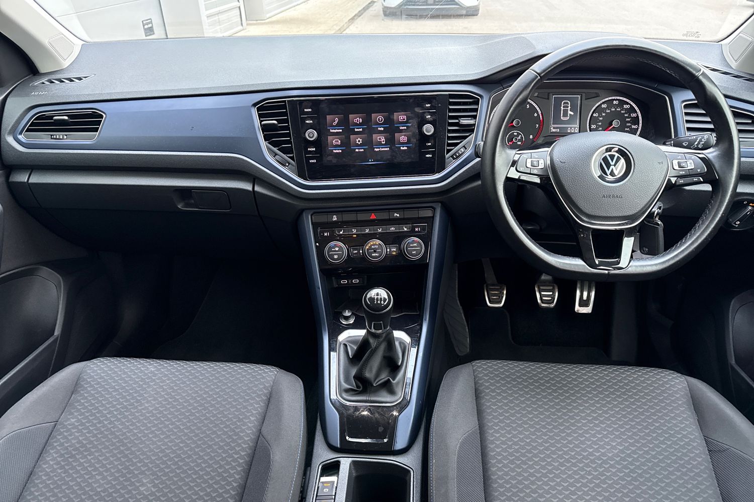 Used Volkswagen T-Roc 2021 for sale - 77506631: Photo 28