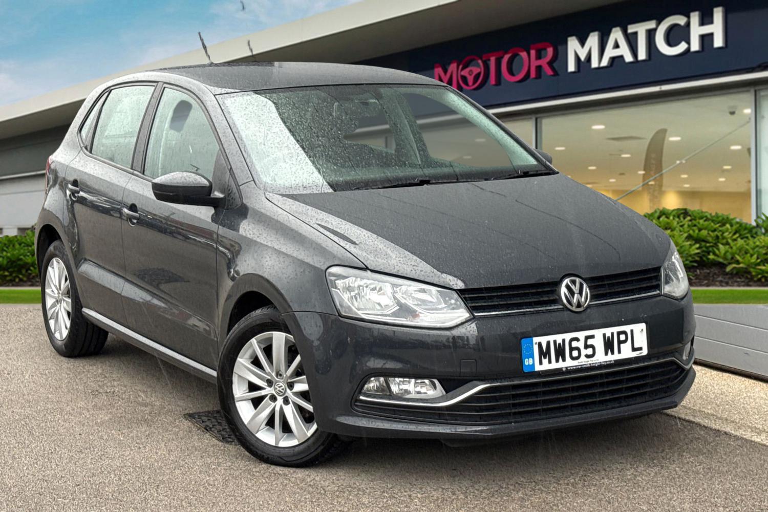 Used Volkswagen Polo 2015 for sale - 76746309: Photo 1