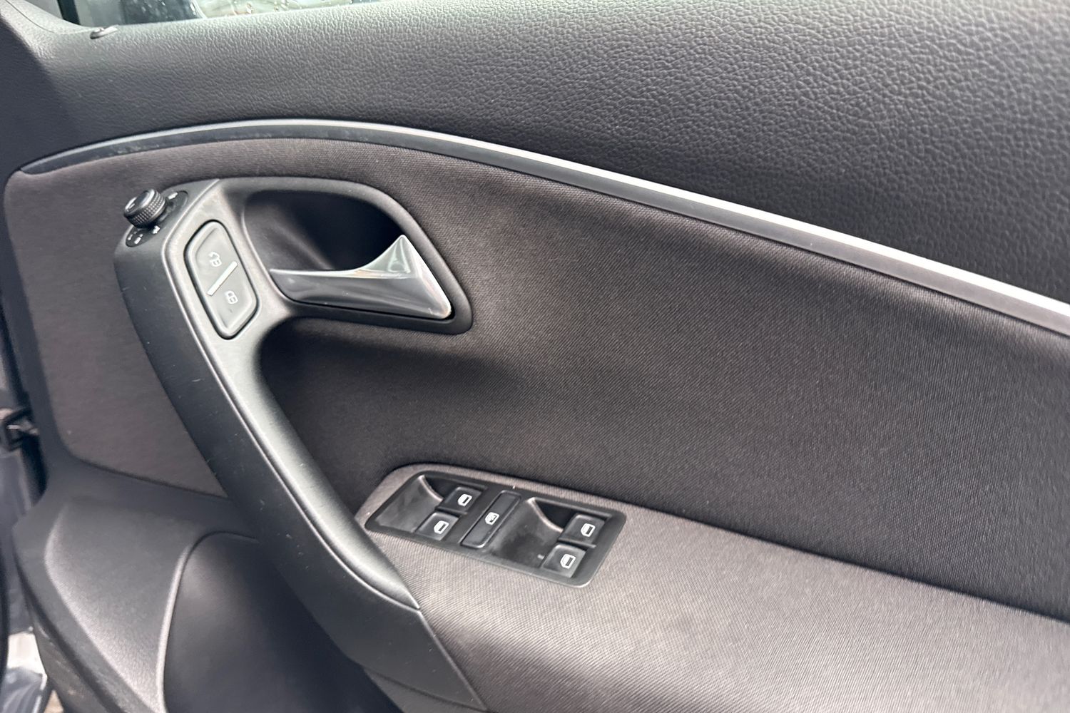 Used Volkswagen Polo 2015 for sale - 76746309: Photo 21