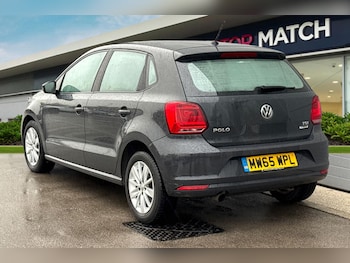 Used Volkswagen Polo 2015 for sale - 76746309: Photo