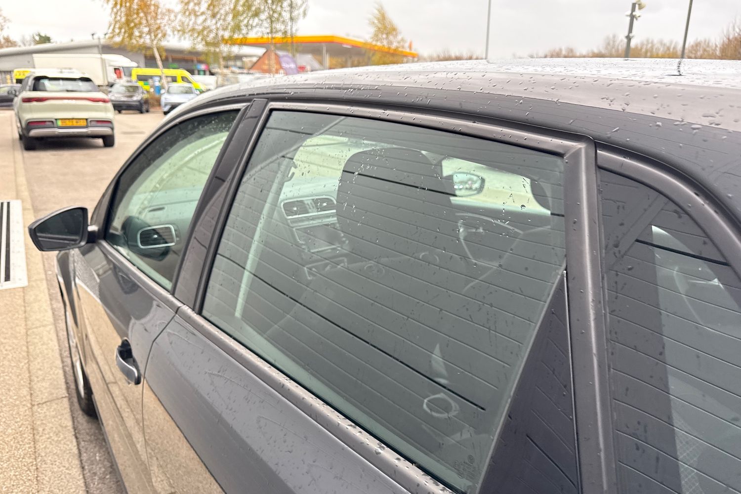 Used Volkswagen Polo 2015 for sale - 76746309: Photo 30