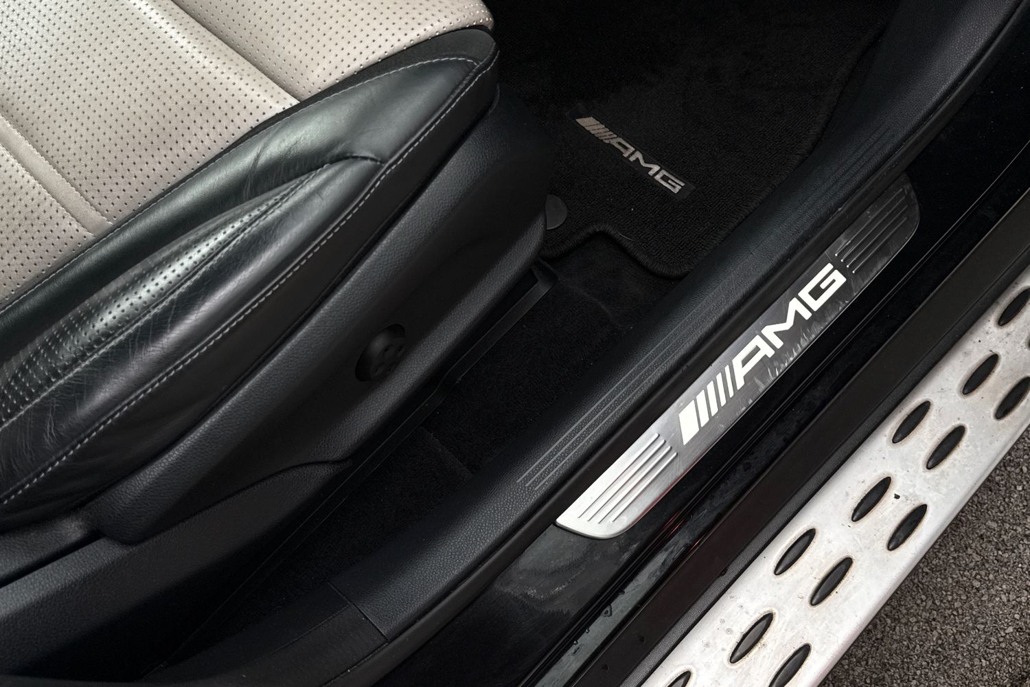 Used Mercedes-Benz GLC 2019 for sale - 76739521: Photo 44