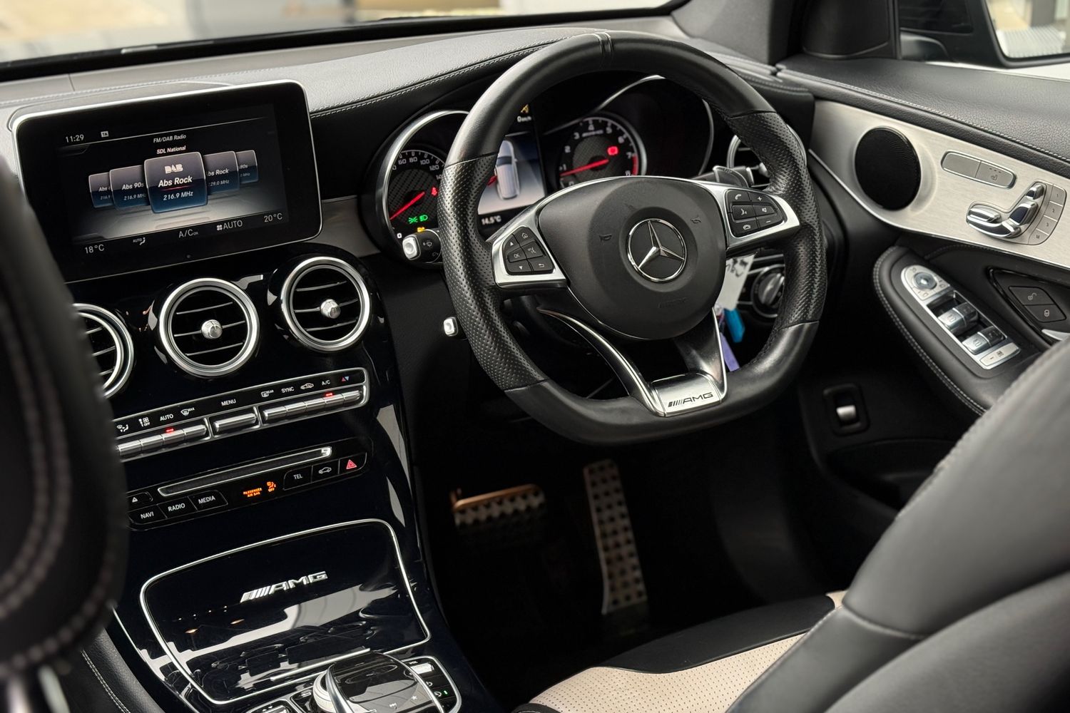 Used Mercedes-Benz GLC 2019 for sale - 76739521: Photo 58