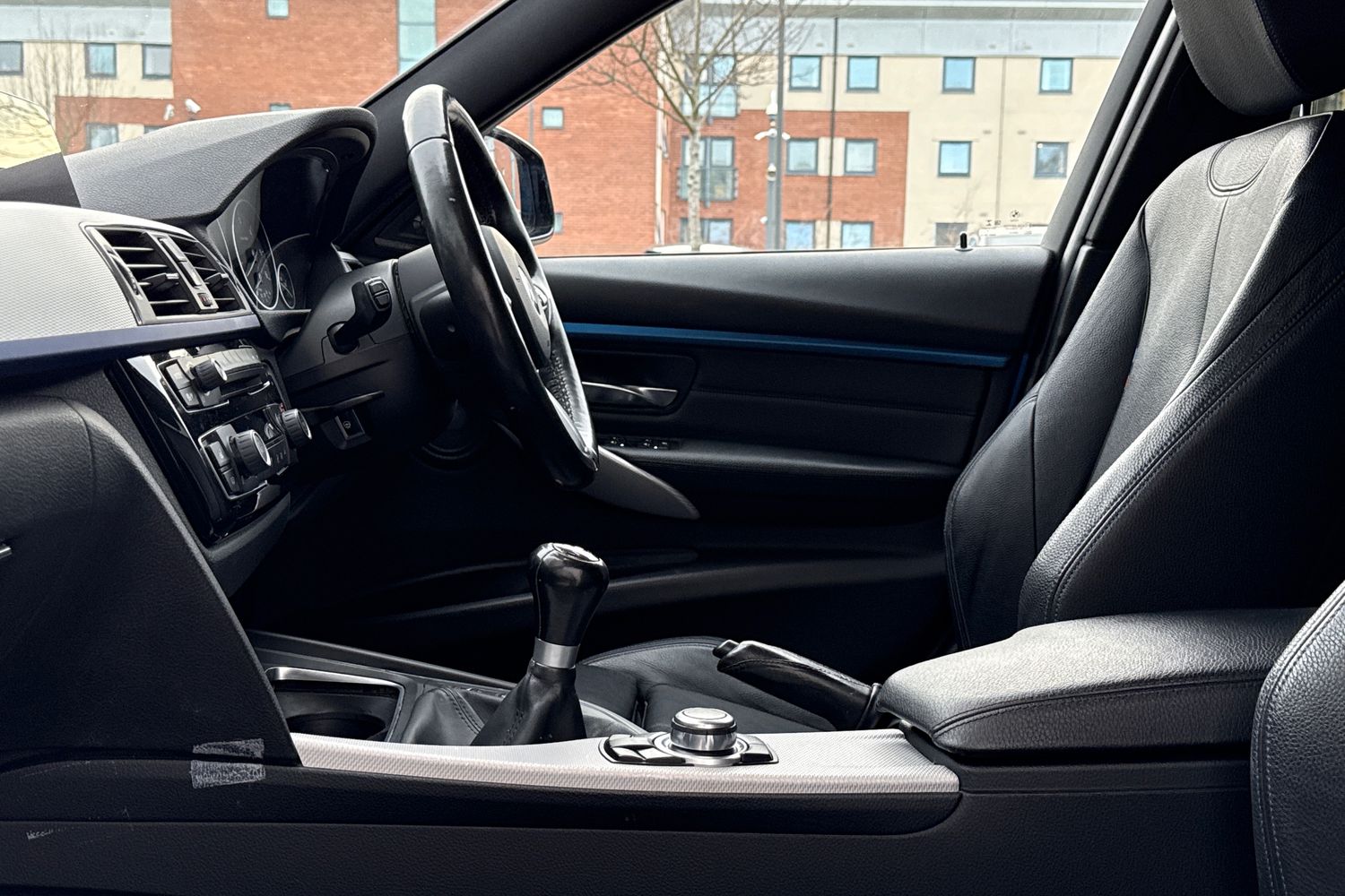 Used BMW 3 Series 2017 for sale - 76876087: Photo 32