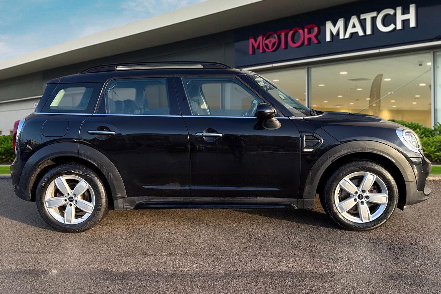 Used MINI Countryman 2018 for sale - 77368517: Photo 3