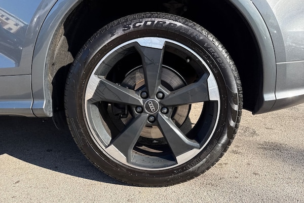 Used Audi Q5 2019 for sale - 76065342: Photo 13