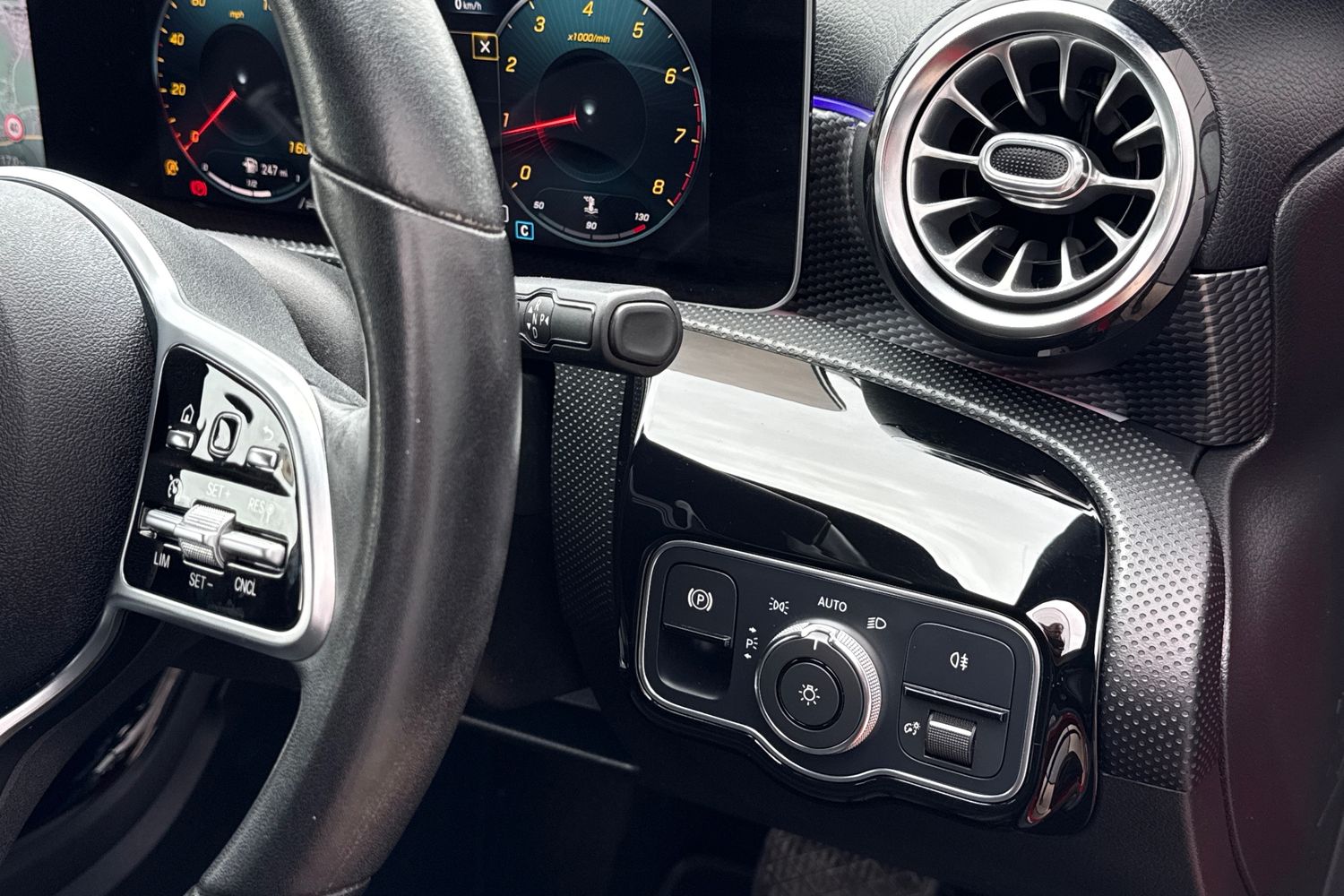 Used Mercedes-Benz A-Class 2018 for sale - 77904487: Photo 42