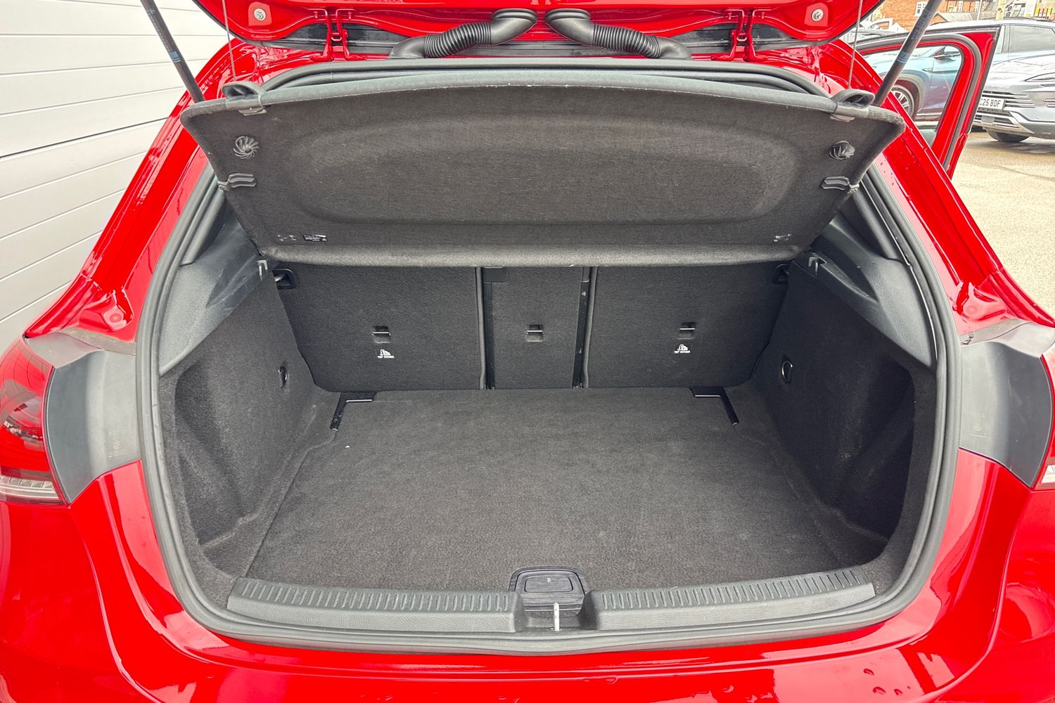 Used Mercedes-Benz A-Class 2018 for sale - 77904487: Photo 7