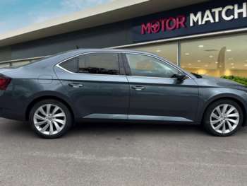 Used Skoda Superb 2017 for sale - 75329911: Photo