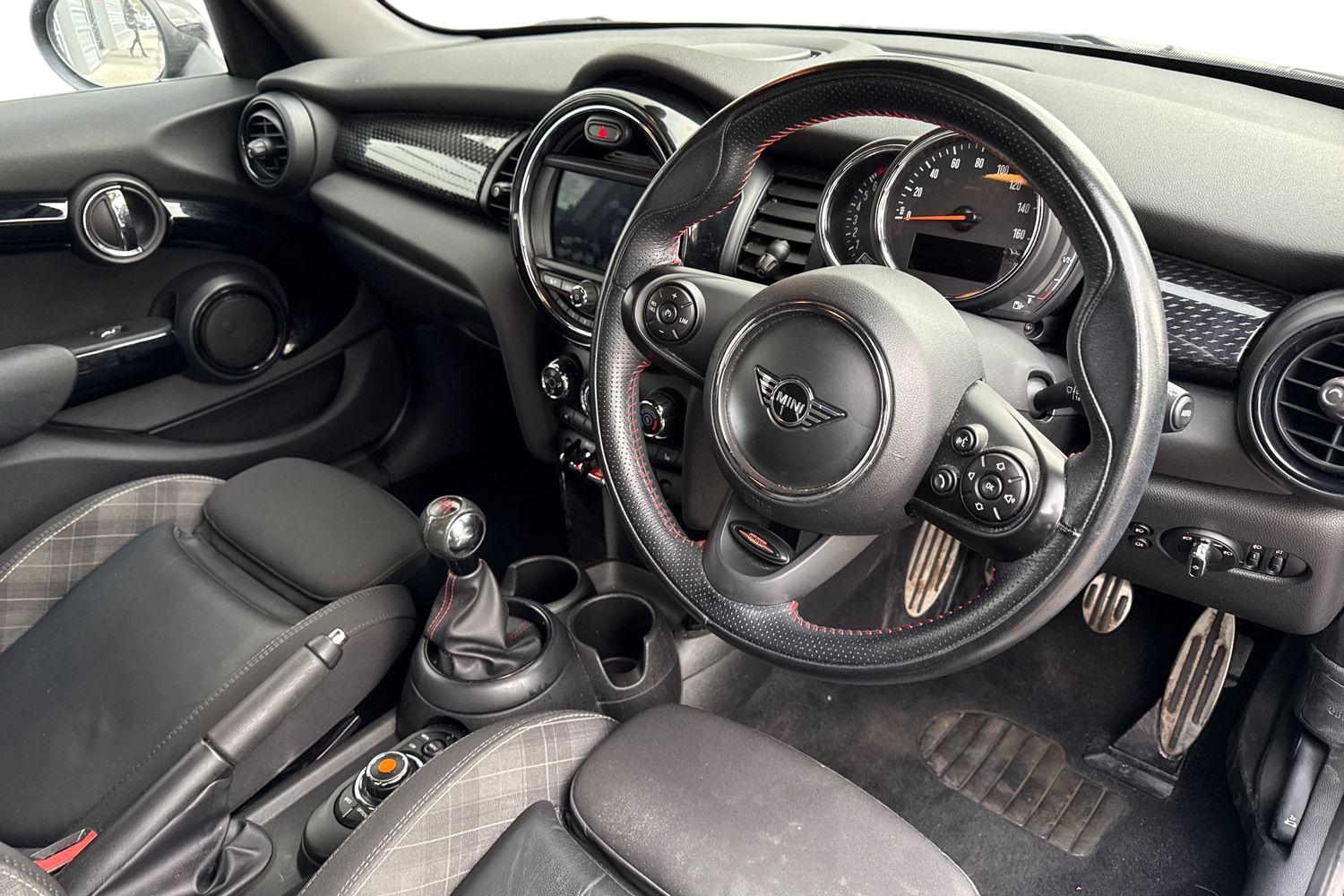 Used MINI Hatch 2018 for sale - 77407437: Photo 14
