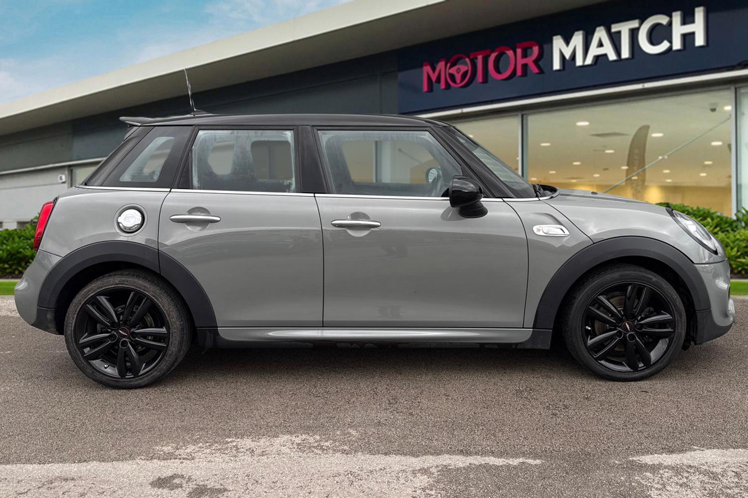 Used MINI Hatch 2018 for sale - 77407437: Photo 3