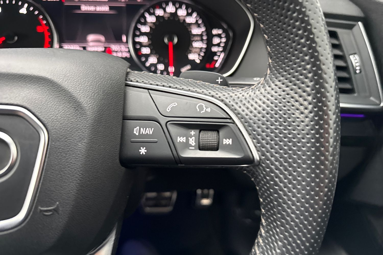 Used Audi Q5 2019 for sale - 77152459: Photo 58