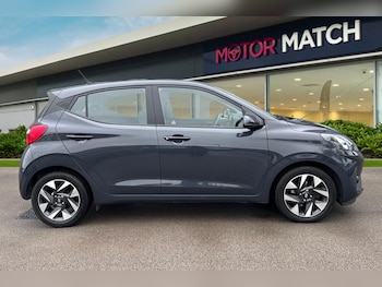 Used Hyundai i10 2023 for sale - 78836432: Photo