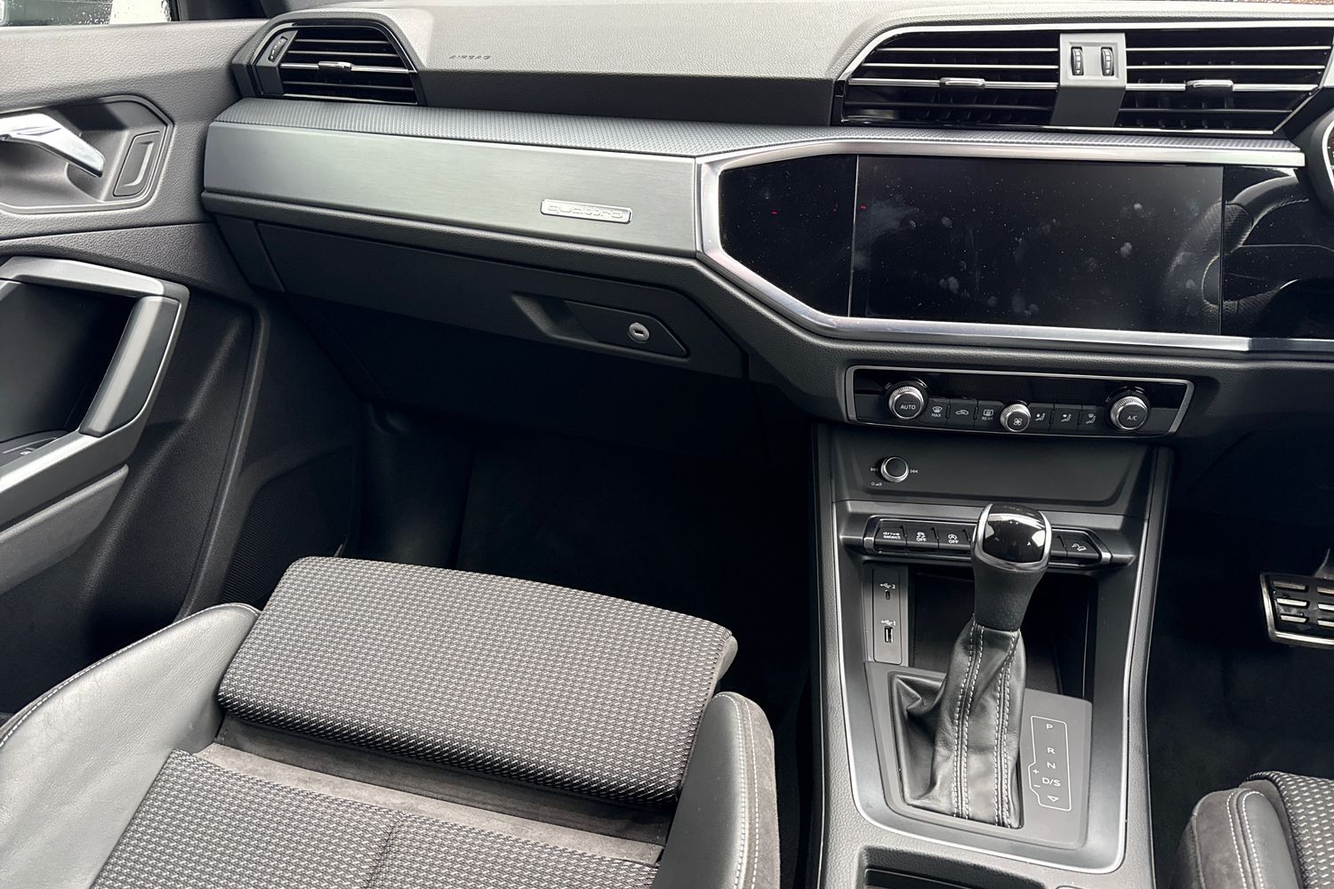 Used Audi Q3 2020 for sale - 77138901: Photo 20