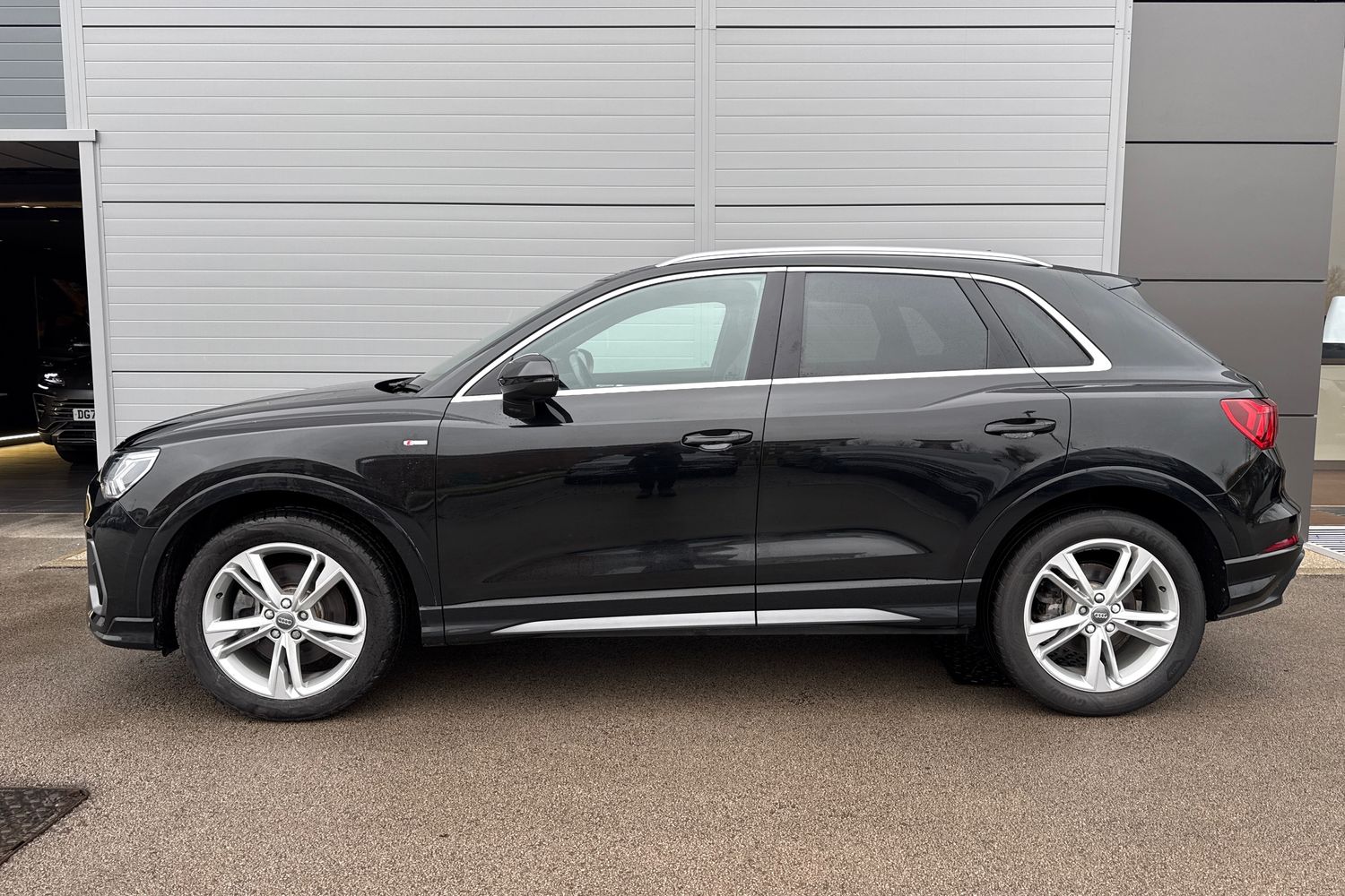 Used Audi Q3 2020 for sale - 77138901: Photo 33