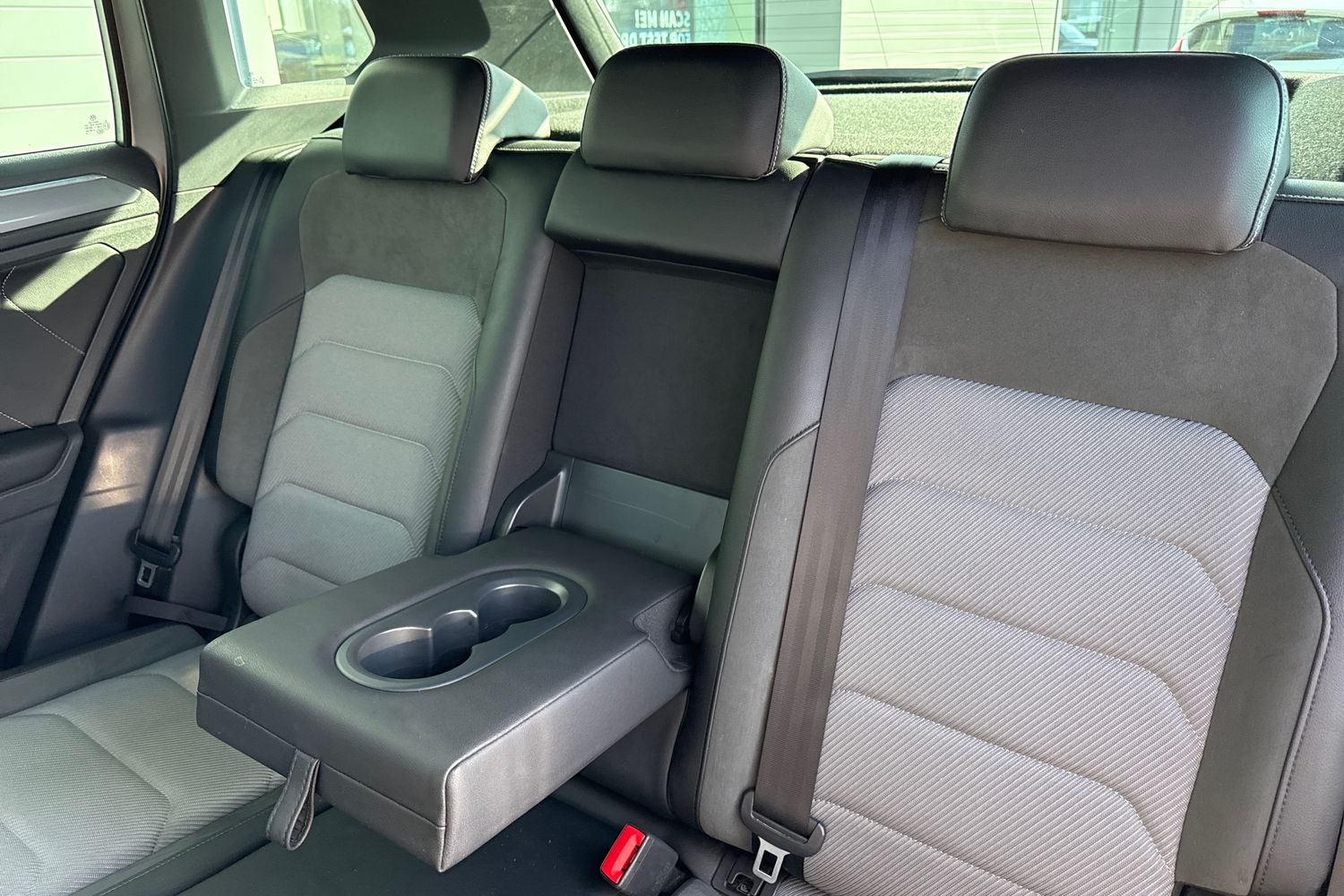 Used Volkswagen Tiguan 2016 for sale - 77747749: Photo 18