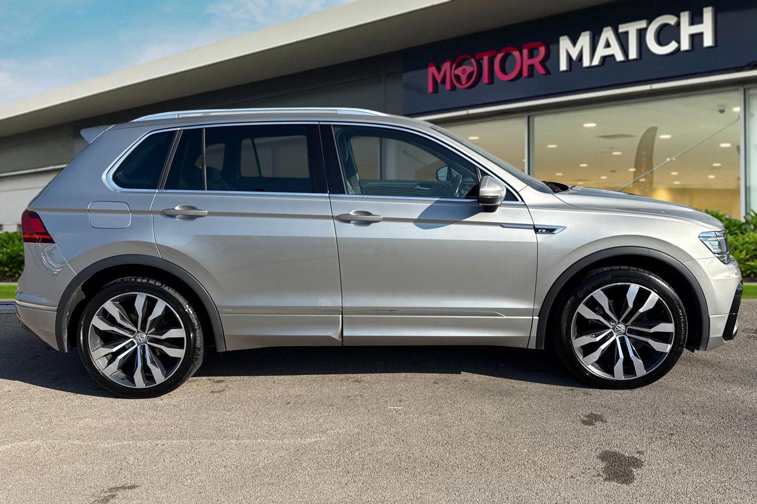 Used Volkswagen Tiguan 2016 for sale - 77747749: Photo 3