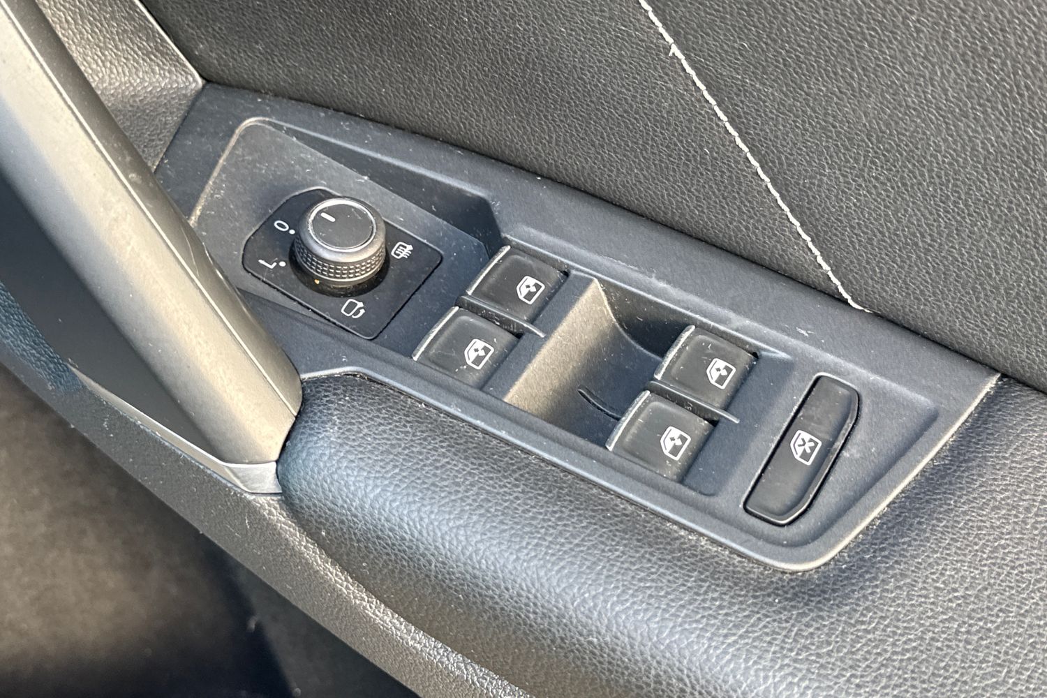 Used Volkswagen Tiguan 2016 for sale - 77747749: Photo 36