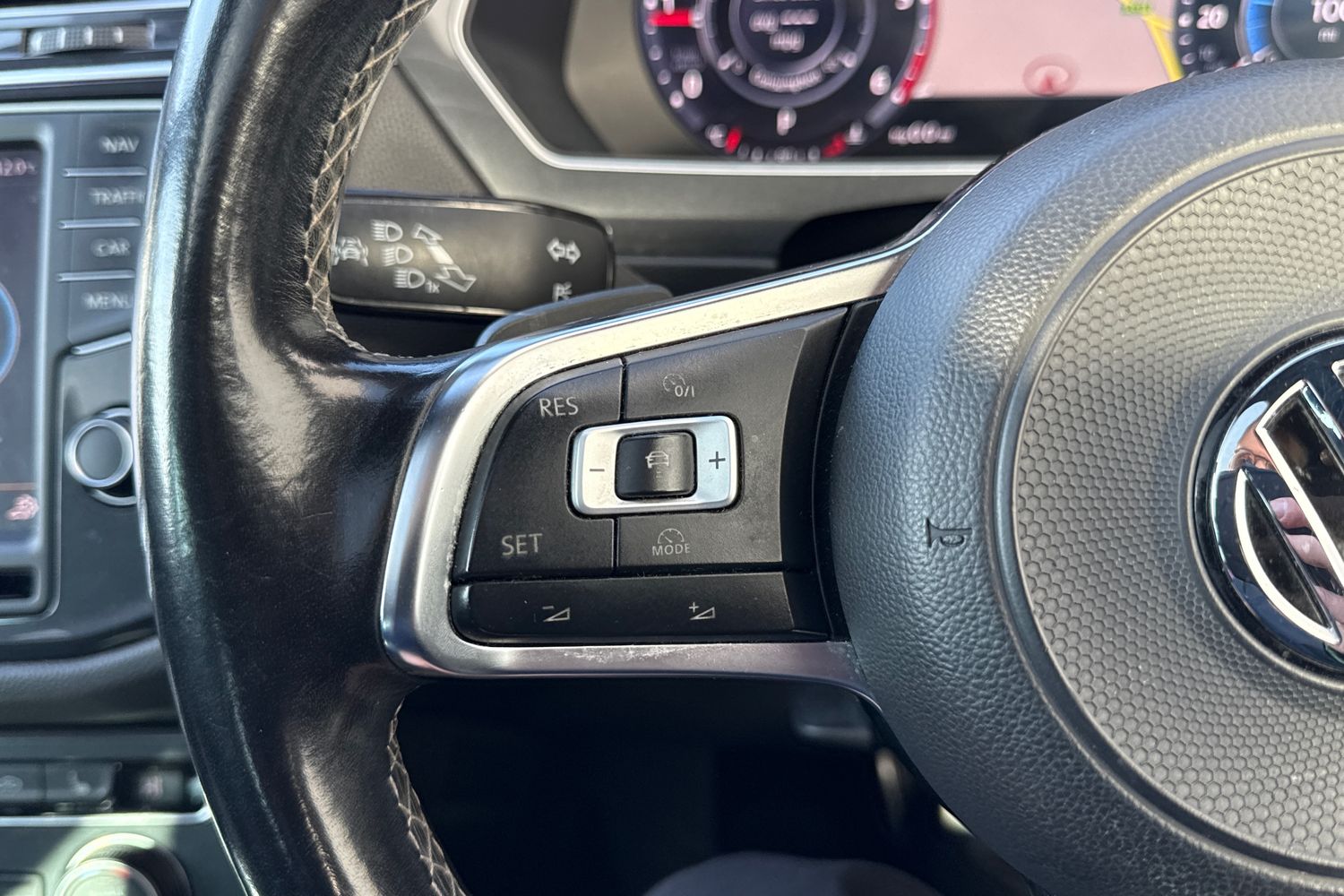 Used Volkswagen Tiguan 2016 for sale - 77747749: Photo 51