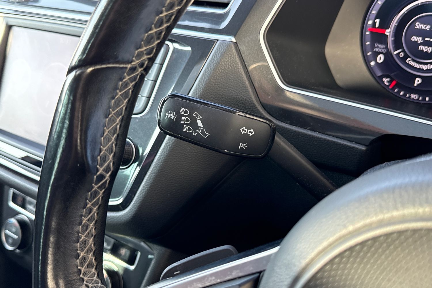 Used Volkswagen Tiguan 2016 for sale - 77747749: Photo 52