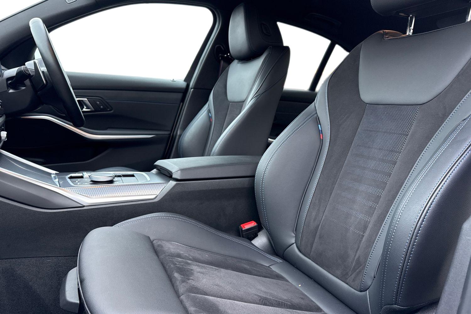 Used BMW 3 Series 2024 for sale - 76890180: Photo 16