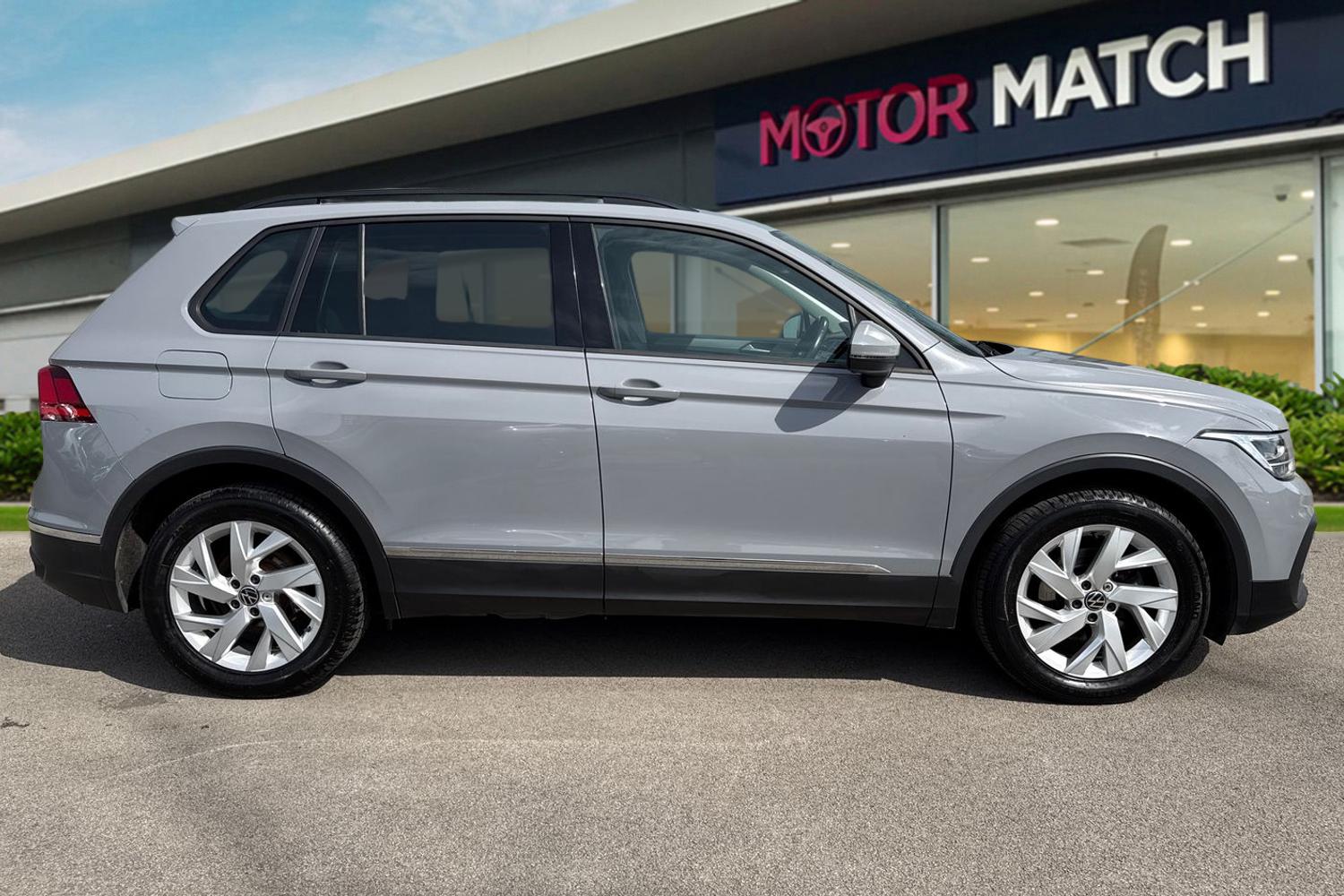Used Volkswagen Tiguan 2020 for sale - 78213439: Photo 3