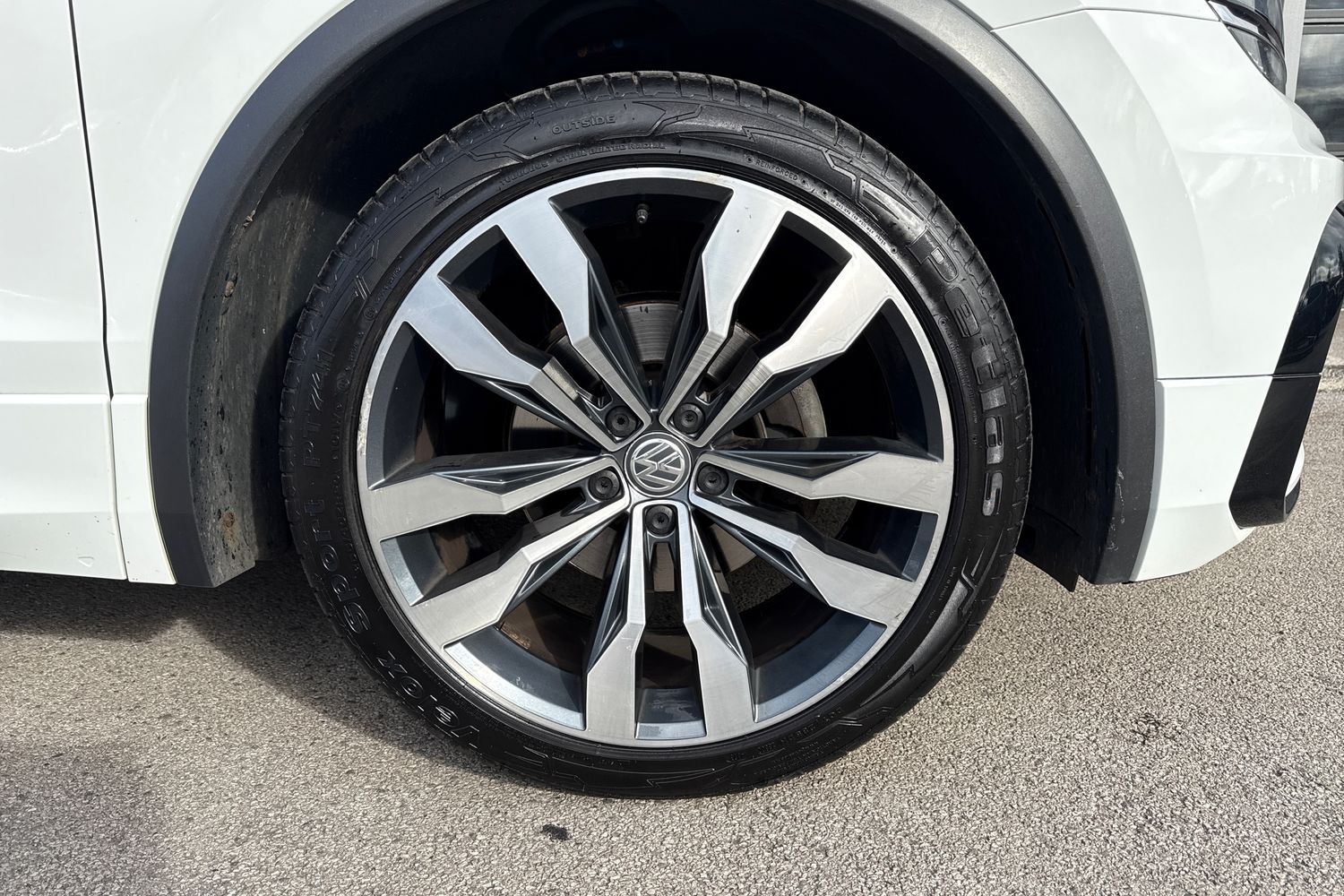 Used Volkswagen Tiguan 2017 for sale - 76374697: Photo 11